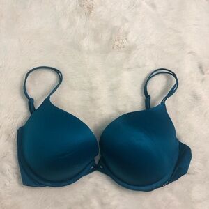 Victoria’s Secret teal blue push up bra 32DDD